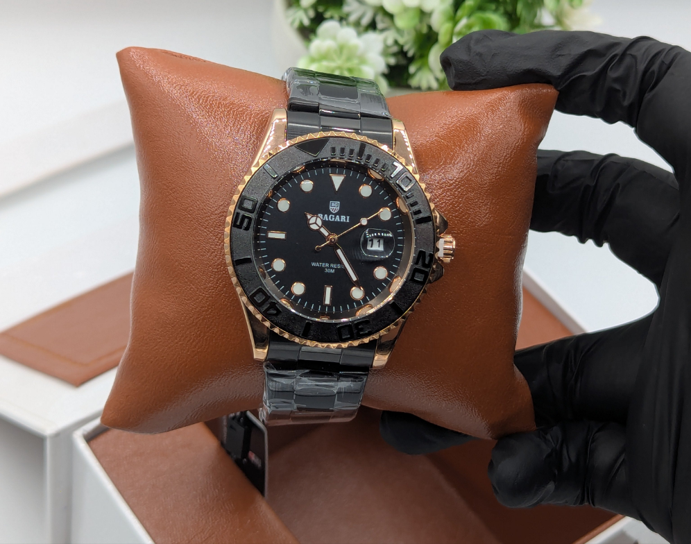 Bagari Analog Watch