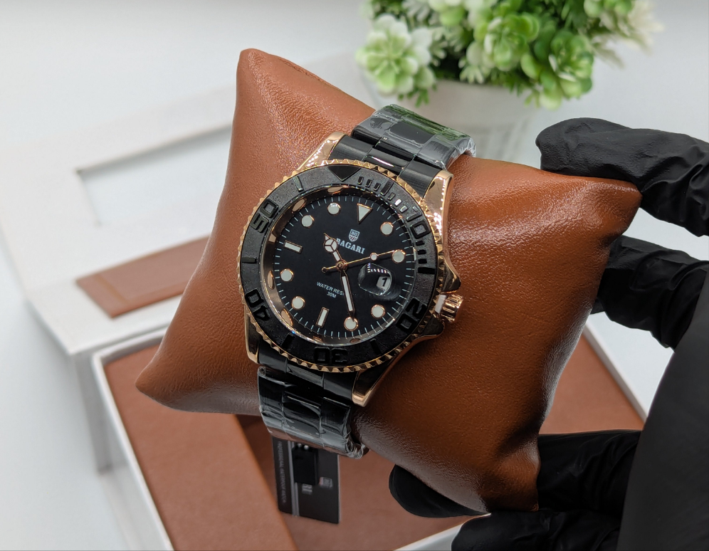 Bagari Analog Watch