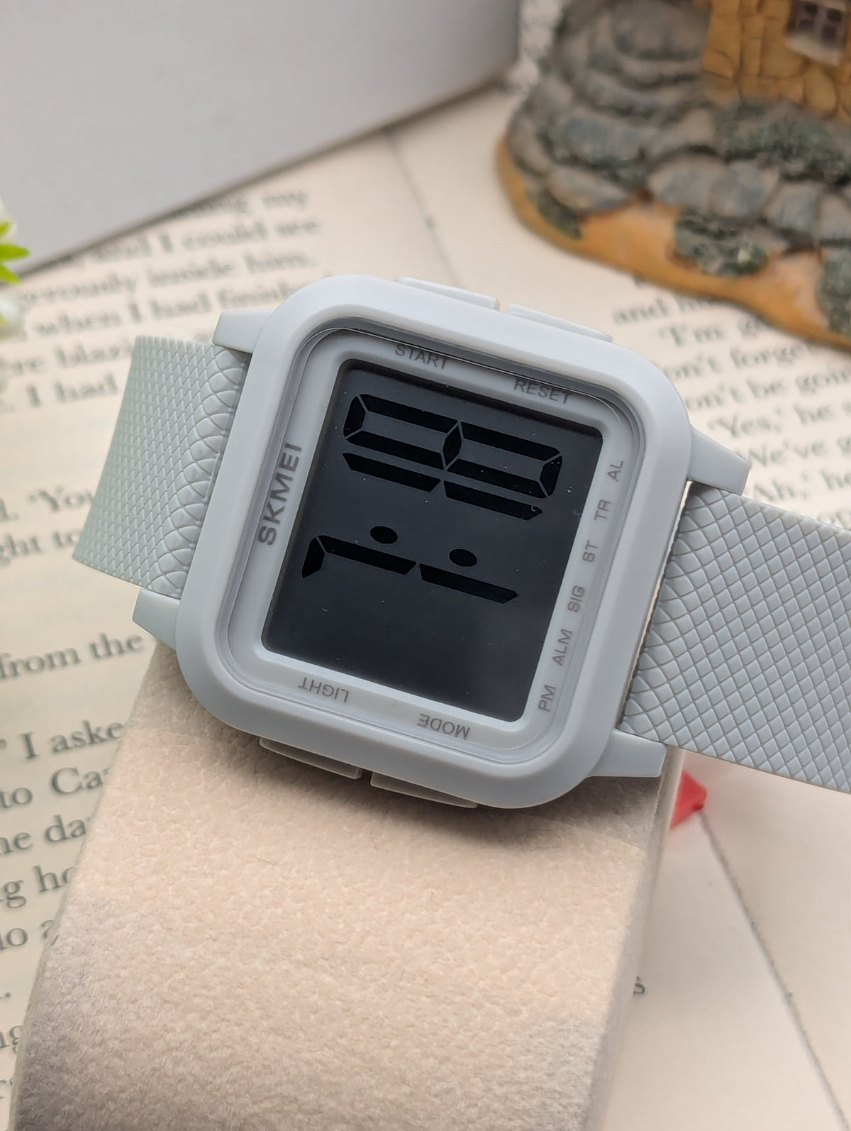 Skmei 2591 Minimal Square Digital Watch