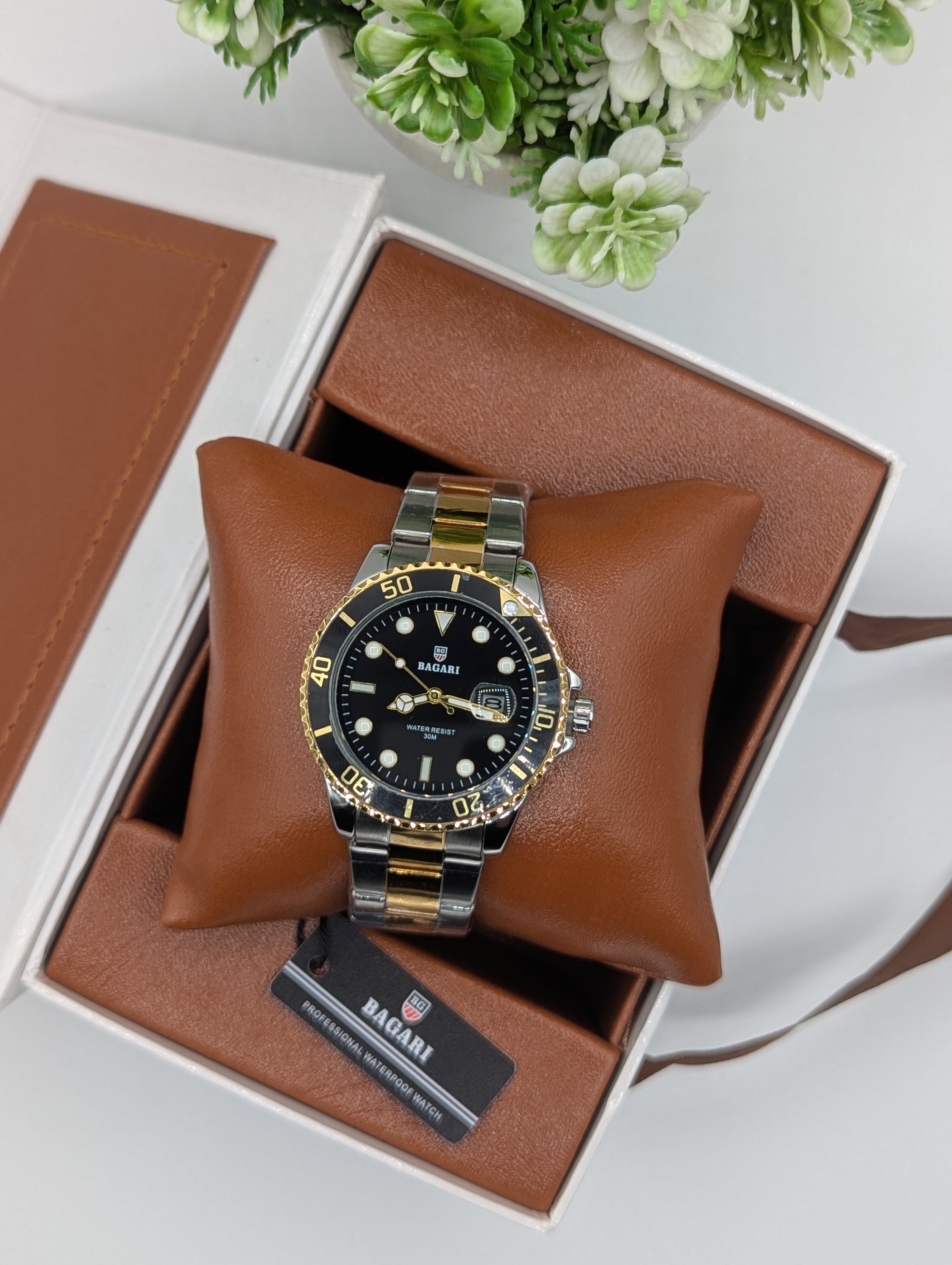 Bagari Analog Watch