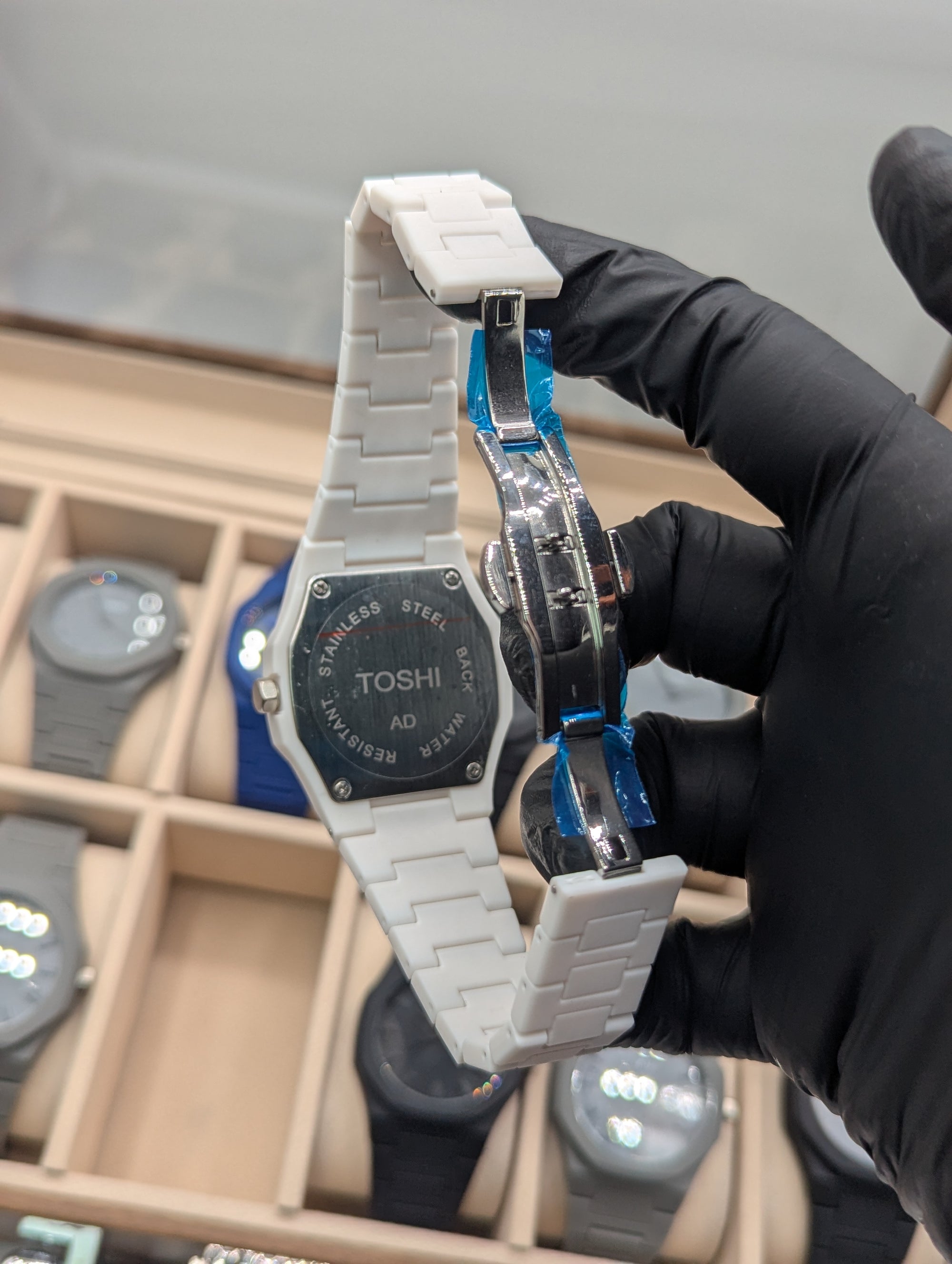 White Arabic Aura Watch