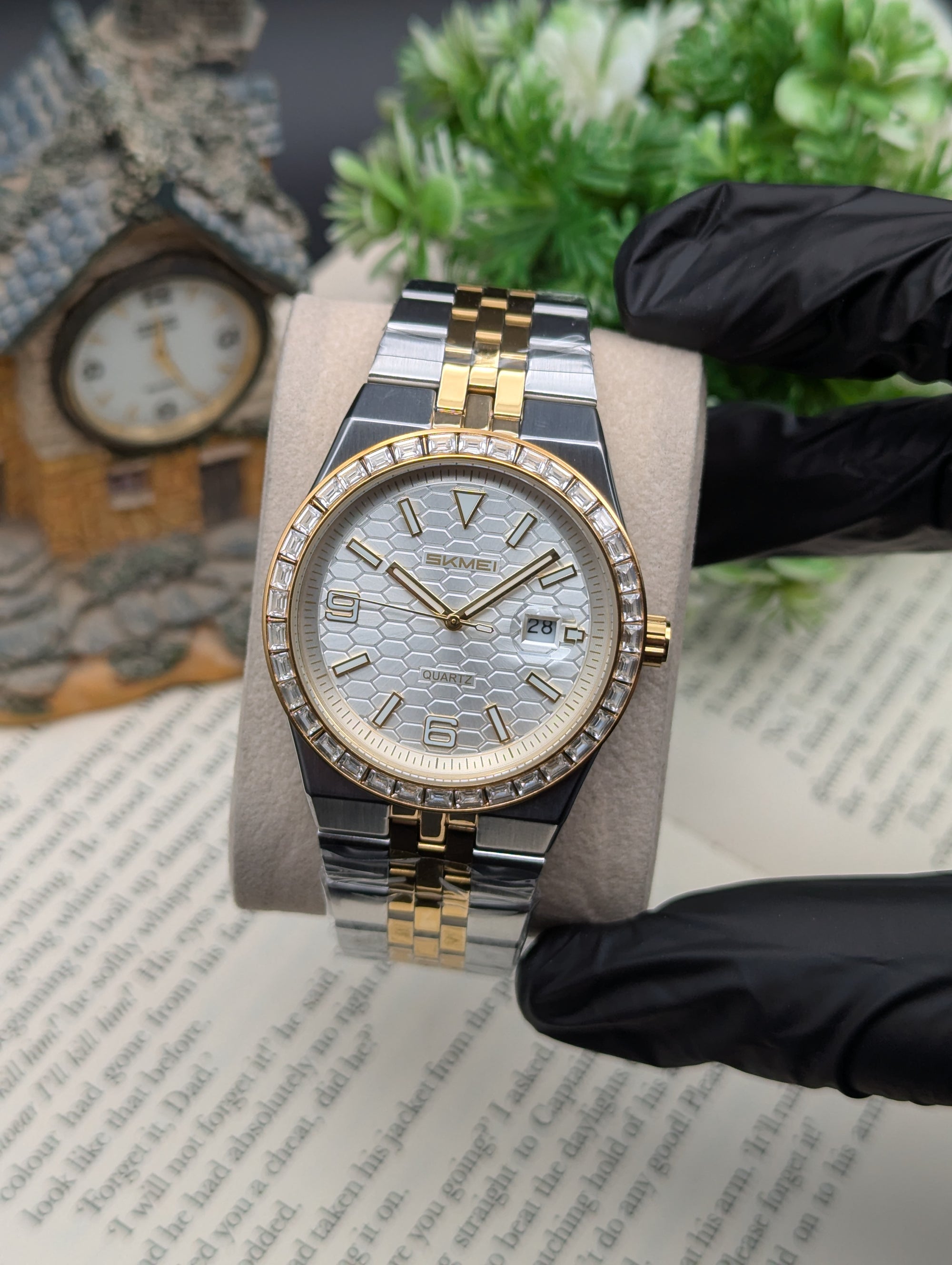Skmei Stone Studded Watch 2655